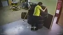 Tập 02 Đừng đùa với mèo: Săn lùng kẻ sát nhân trên mạng